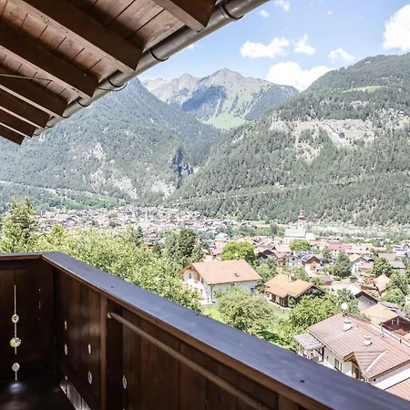 Haus Bambi Bed and Breakfast 3*