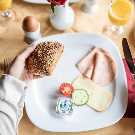 Haus Bambi Couette-café 3*