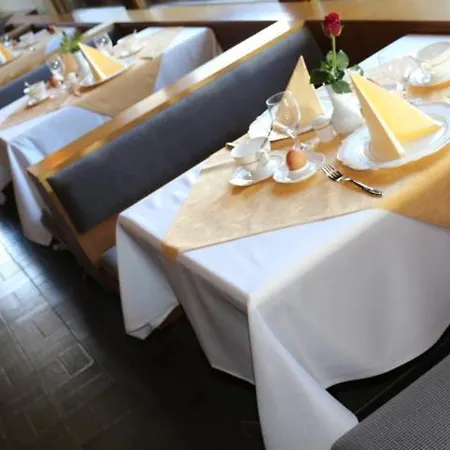 Haus Bambi Couette-café Pfunds
